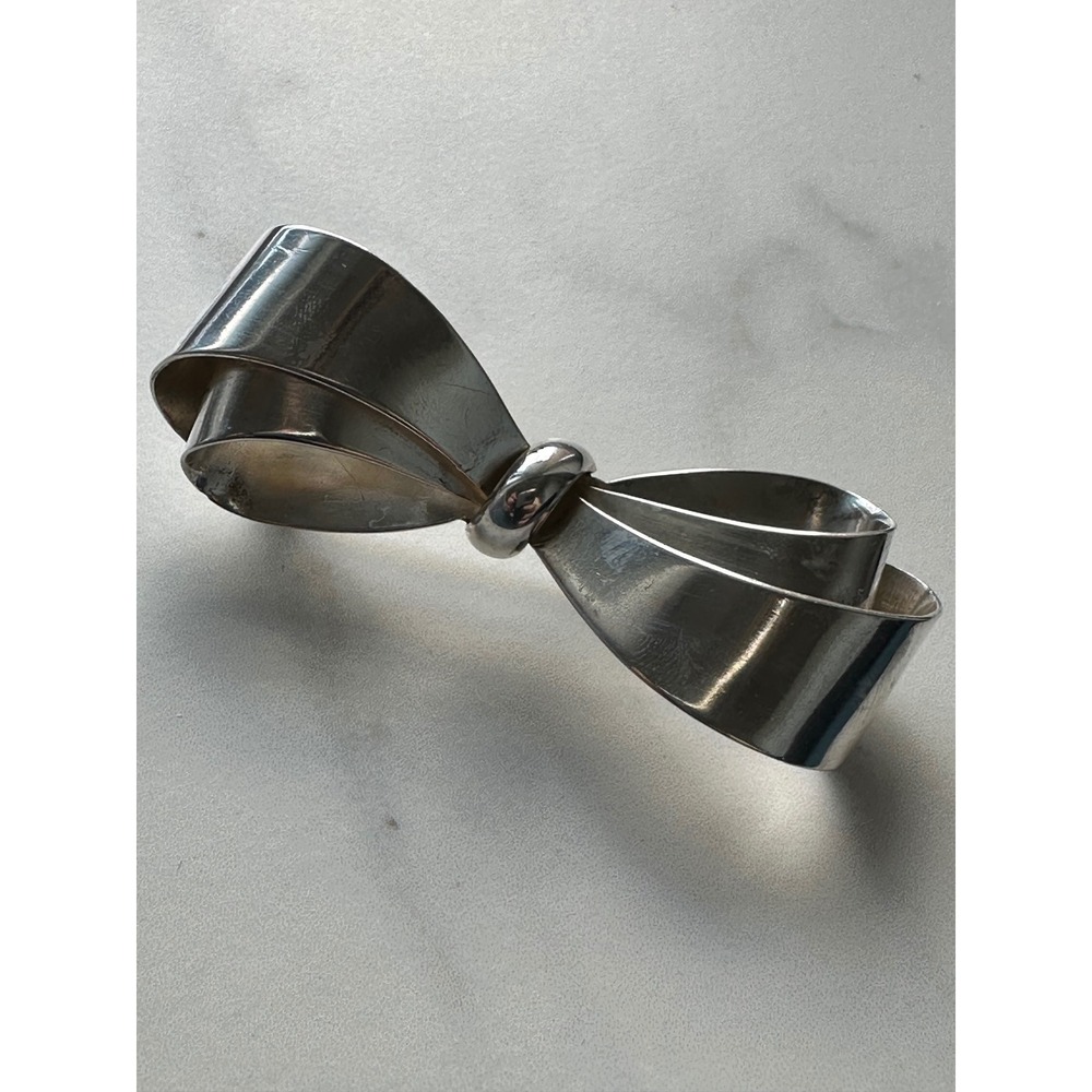 Vintage 835 Silver Bow Brooch Ribbon Pin 3D Sculptural Mid Century European MCM - Picture 1 of 5
